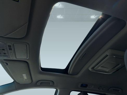 Used 2012 Honda Odyssey EX-L image 22