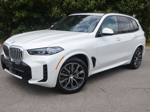 Used 2026 BMW X5 xDrive40i AWD/4WD image 5