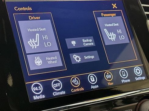 Certified 2022 Jeep Grand Cherokee Laredo X image 32