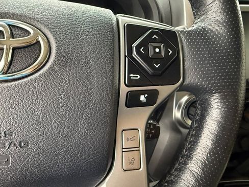 Used 2023 Toyota 4Runner SR5 Premium image 12