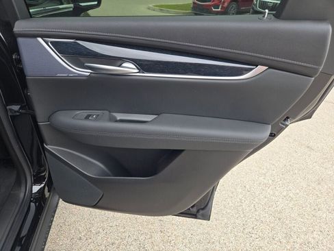 New 2025 Cadillac XT5 Premium Luxury w/ LPO, Blue Accent Package image 10