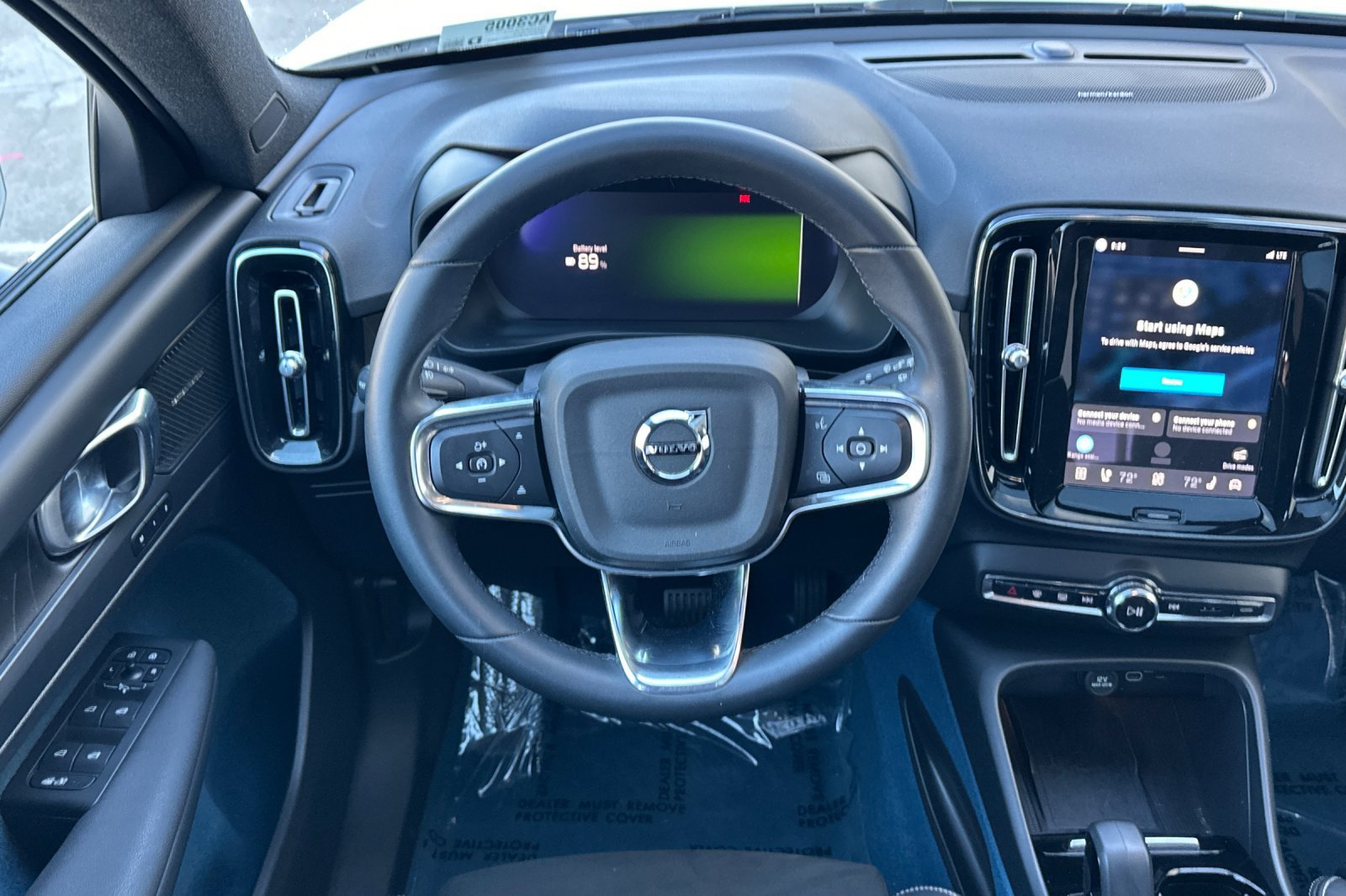 Certified 2023 Volvo XC40 Recharge Ultimate w/ Protection Package Premier AWD/4WD image 17