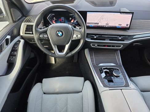 Certified 2025 BMW X5 xDrive40i w/ Premium Package AWD/4WD image 10