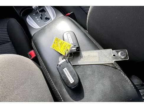 Used 2018 Dodge Journey SXT w/ Safe & Sound Group image 12