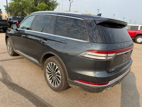 Used 2023 Lincoln Aviator Reserve w/ Equipment Group 201A AWD/4WD image 8