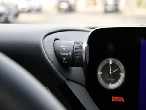 New 2025 Lexus ES 350 w/ Premium Package image 17