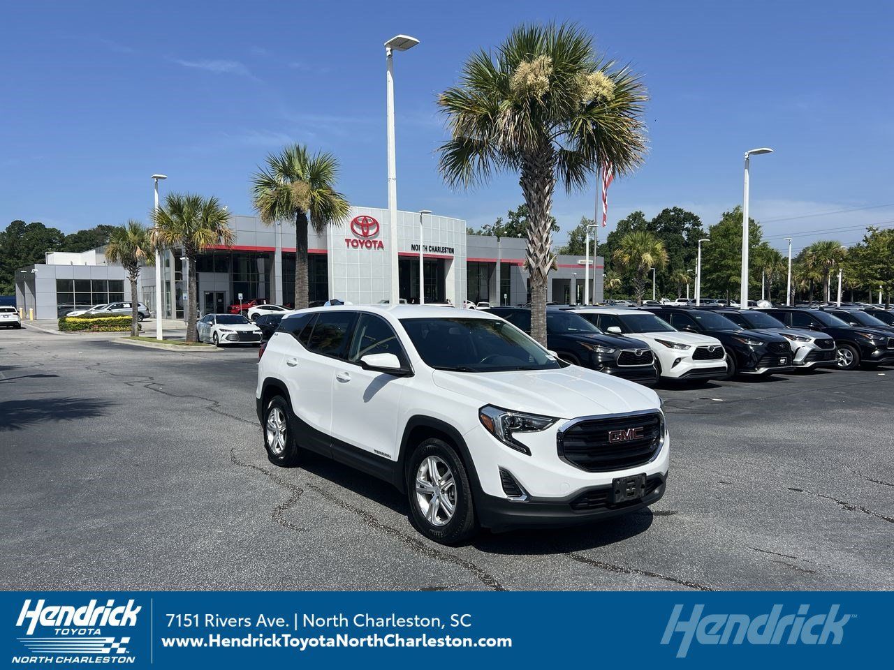 Used 2018 GMC Terrain SLE FWD image 1