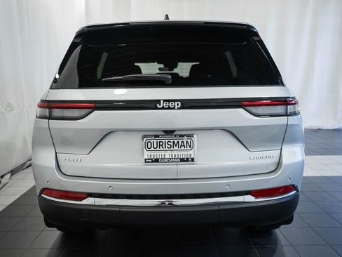 New 2026 Jeep Grand Cherokee Laredo X image 5