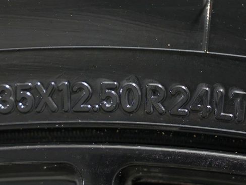 Used 2026 Cadillac Escalade ESV Sport w/ Touring Package image 54