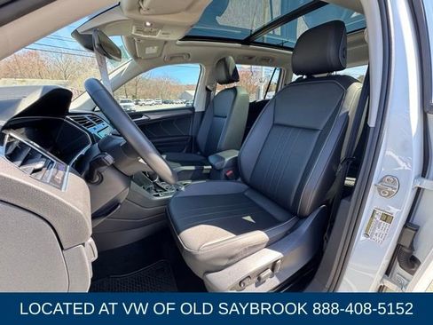 Used 2022 Volkswagen Tiguan SE w/ Panoramic Sunroof Package AWD/4WD image 30