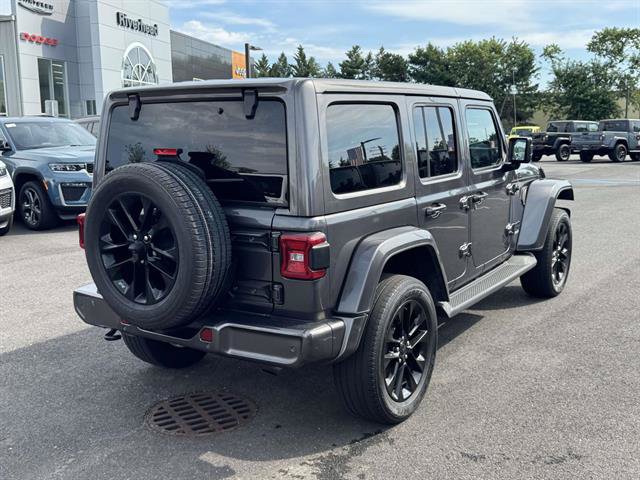 Used 2021 Jeep Wrangler Unlimited Sahara AWD/4WD image 6