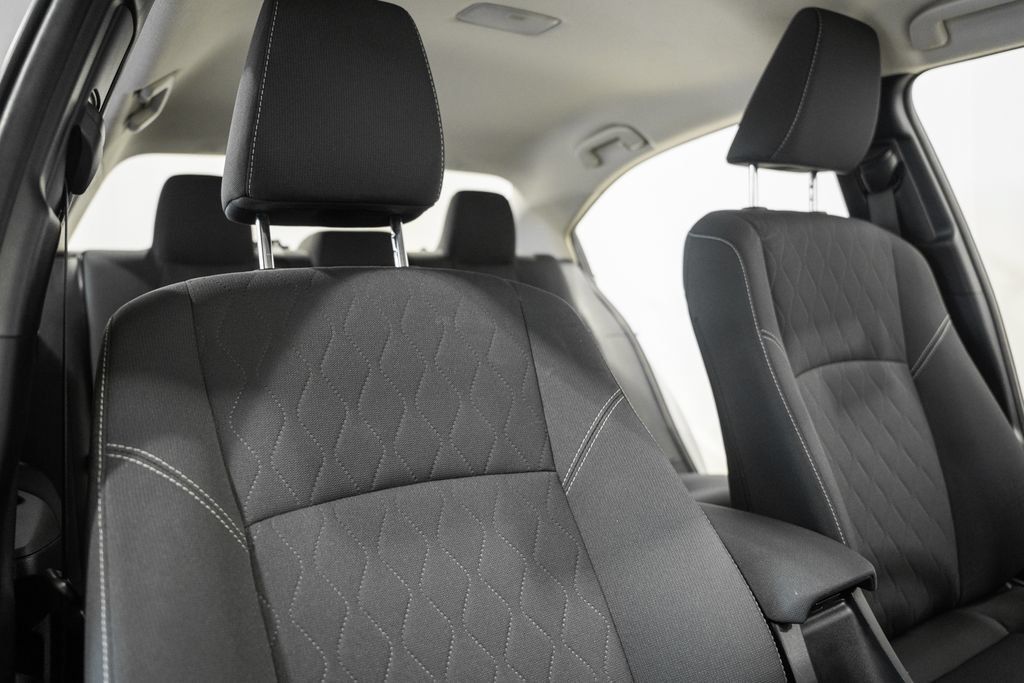 Used 2025 Toyota Corolla LE w/ LE Premium Package FWD image 30