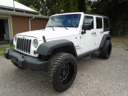 Used 2016 Jeep Wrangler Unlimited Sport w/ Quick Order Package 24S AWD/4WD image 3