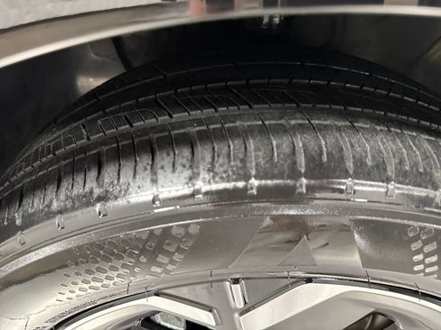 Certified 2023 Kia Niro Wind w/ Wind Preserve Package FWD image 11