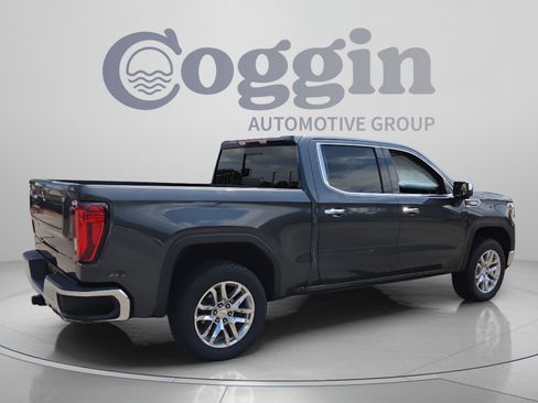 Certified 2021 GMC Sierra 1500 SLT w/ SLT Premium Package AWD/4WD image 5