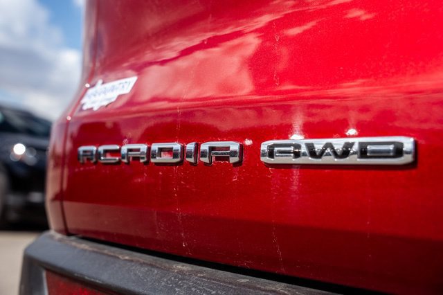 Used 2025 GMC Acadia AT4 AWD/4WD image 10