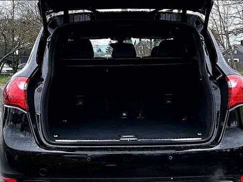 Used 2014 Porsche Cayenne Platinum Edition image 38