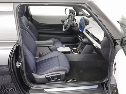 Certified 2025 MINI Cooper S image 16