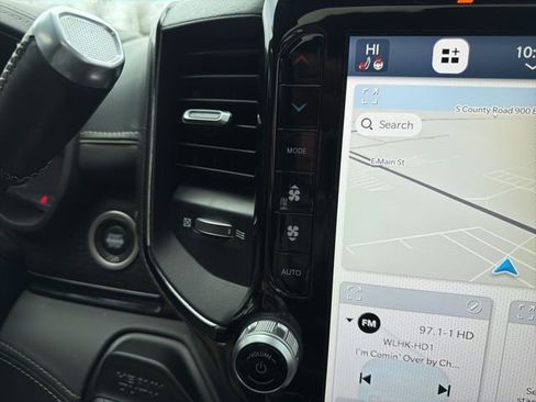 Used 2023 RAM 2500 Limited image 40