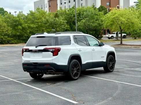 Used 2023 GMC Acadia SLE w/ Driver Convenience Package FWD image 7