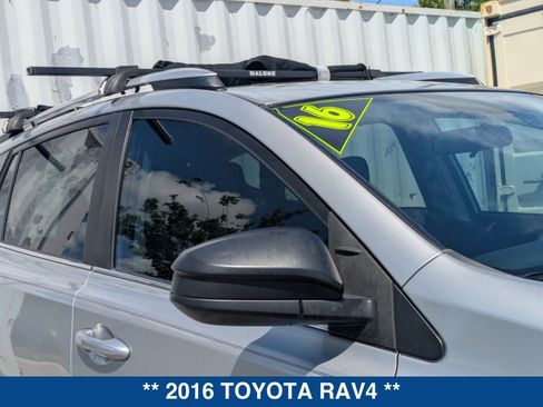 Used 2016 Toyota RAV4 LE FWD image 11