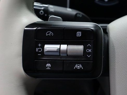 Certified 2025 Hyundai Santa Fe SEL image 26