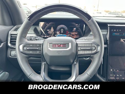 New 2026 GMC Acadia AT4 w/ Super Cruise Package image 4