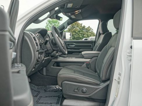 Used 2025 RAM 1500 Big Horn AWD/4WD image 12