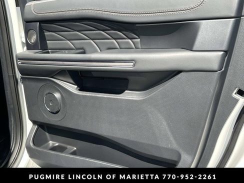 Used 2024 Ford Expedition Max Platinum image 33