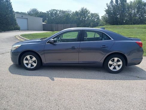 Used 2015 Chevrolet Malibu LT image 10