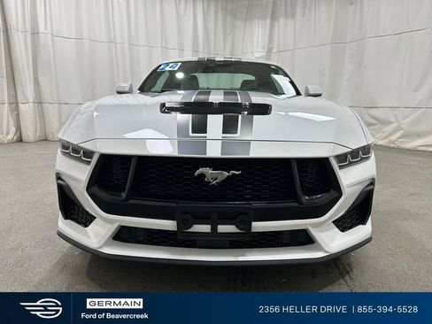 Used 2024 Ford Mustang GT Premium image 3