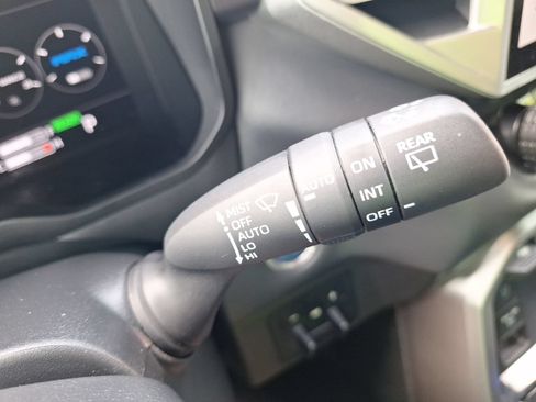 Used 2023 Toyota Sequoia Platinum RWD image 22