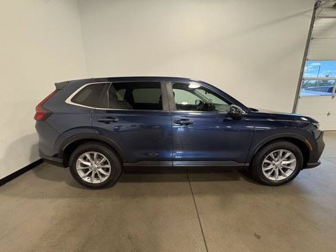 Used 2024 Honda CR-V EX image 2