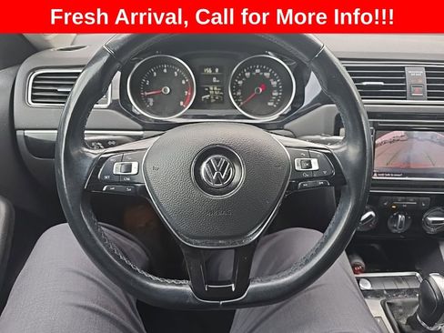 Used 2016 Volkswagen Jetta SEL image 4