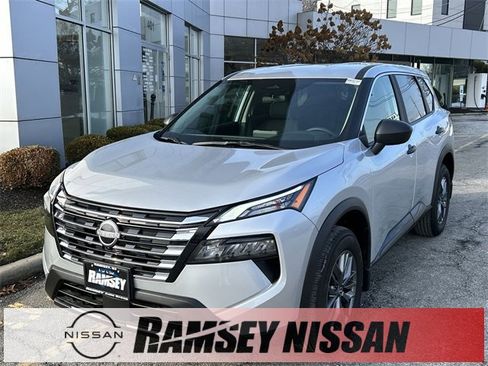 Certified 2025 Nissan Rogue S image 1