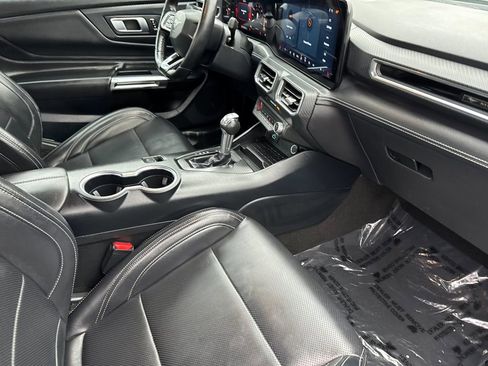 Used 2024 Ford Mustang Premium image 14