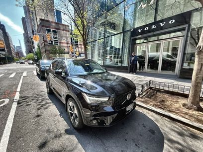 Certified 2024 Volvo XC40 B5 Plus w/ Protection Package Premier
