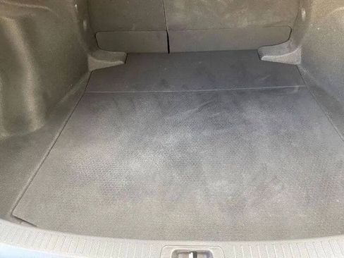 Used 2022 Toyota Corolla LE FWD image 29