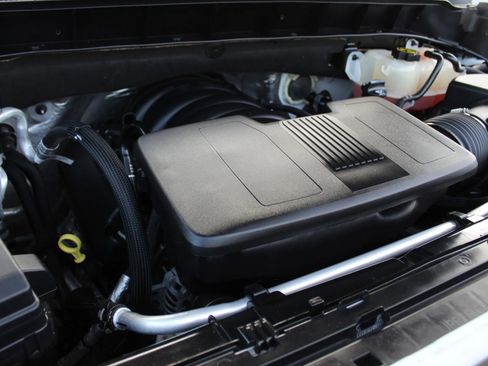 Used 2021 Chevrolet Silverado 1500 LT Trail Boss w/ Convenience Package II image 34