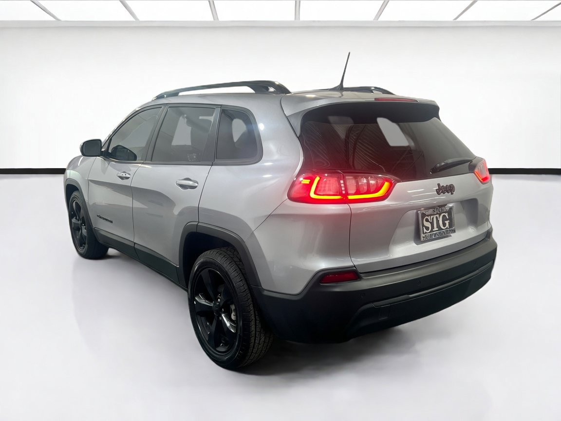 Used 2019 Jeep Cherokee Latitude Plus FWD image 6