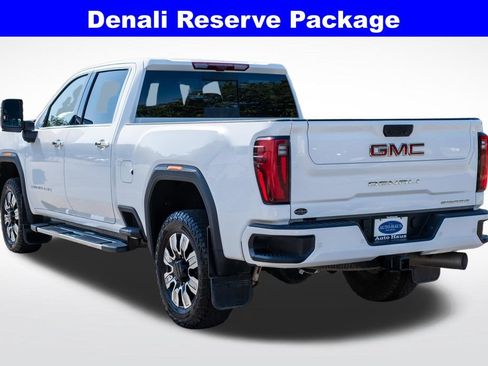 Used 2025 GMC Sierra 3500 Denali w/ Denali Reserve Package AWD/4WD image 6