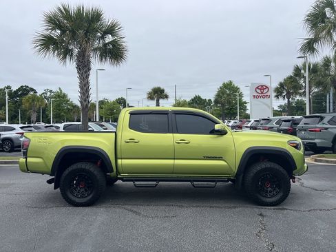 Used 2022 Toyota Tacoma TRD Pro AWD/4WD image 11
