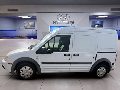 Used 2010 Ford Transit Connect XLT FWD image 1