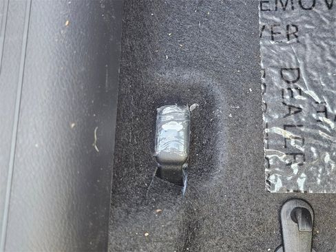 New 2025 Nissan Versa SV w/ Trunk Package image 32