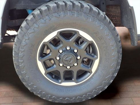 Used 2025 RAM 2500 Laramie AWD/4WD image 39