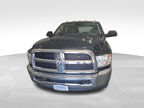 Used 2016 RAM 3500 Tradesman w/ Chrome Appearance Group AWD/4WD image 8