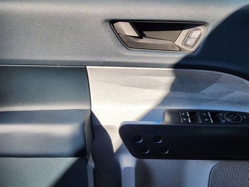 New 2025 Ford Maverick XLT image 23