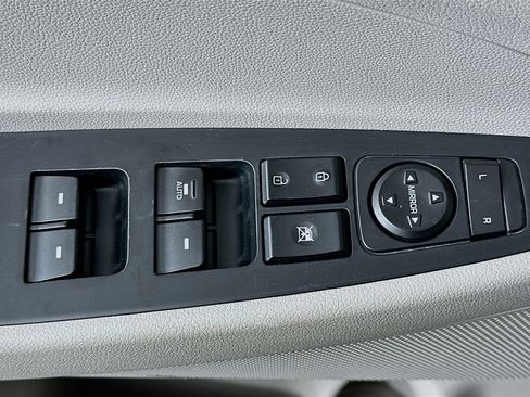 Used 2018 Hyundai Tucson Sport image 15