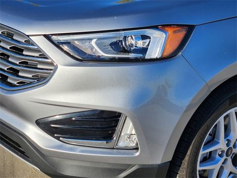 Used 2021 Ford Edge SEL w/ Convenience Package image 9