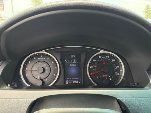 Used 2017 Toyota Camry SE FWD image 30